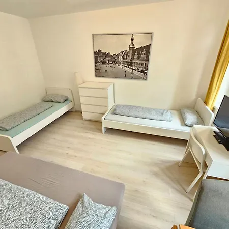 Апартаменты Lindenau - Haus Mit 3 Im Westen Лейпциг