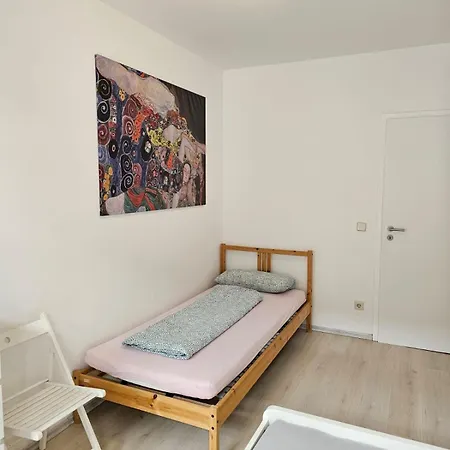 Lindenau - Haus Mit 3 Im Westen Апартаменты Лейпциг