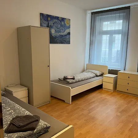 Lindenau - Haus Mit 3 Im Westen * Лейпциг