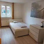 Lindenau - Haus Mit 2 Im Westen דירה לייפציג