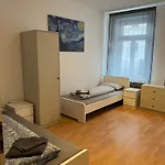 Lindenau - Haus Mit 2 Im Westen * לייפציג