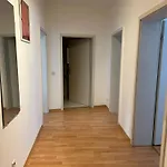 דירה Lindenau - Haus Mit 2 Im Westen לייפציג