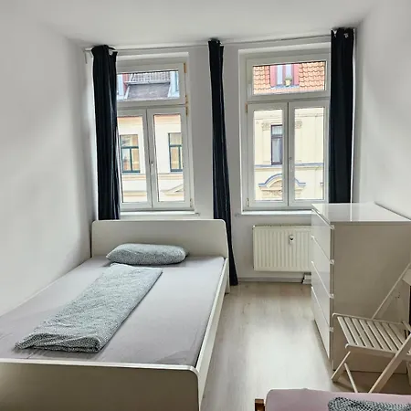 Lindenau - Haus Mit 2 Im Westen
