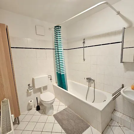 Lindenau - Haus Mit 2 Im Westen 아파트 *