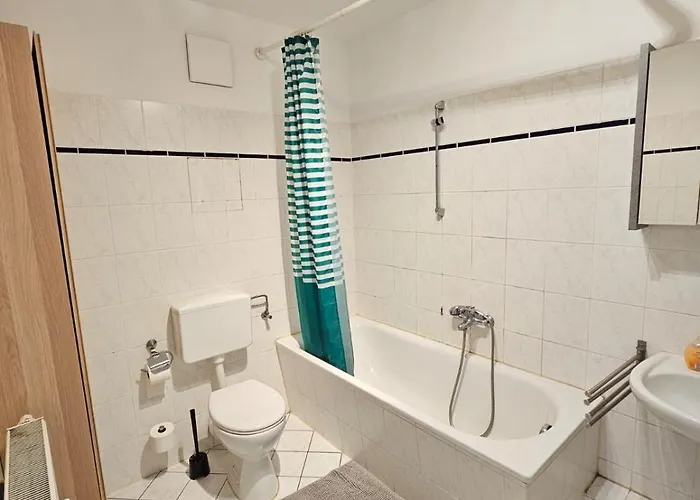 Lindenau - Haus Mit 3 Im Westen Apartamento *